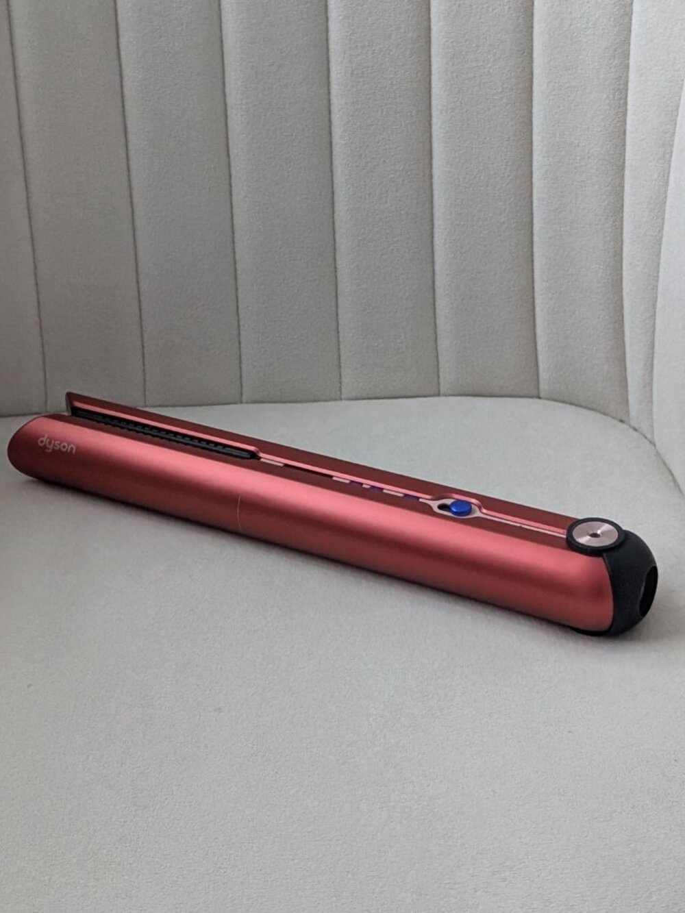 Dyson Corrale™ Hair Straightener – Limited Edition Pink/Rose - Picture 2 of 4